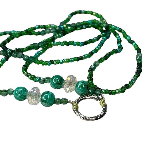 Beaded Necklace Green and Silver Tone Long Necklace Handmade - Picture 5 of 12